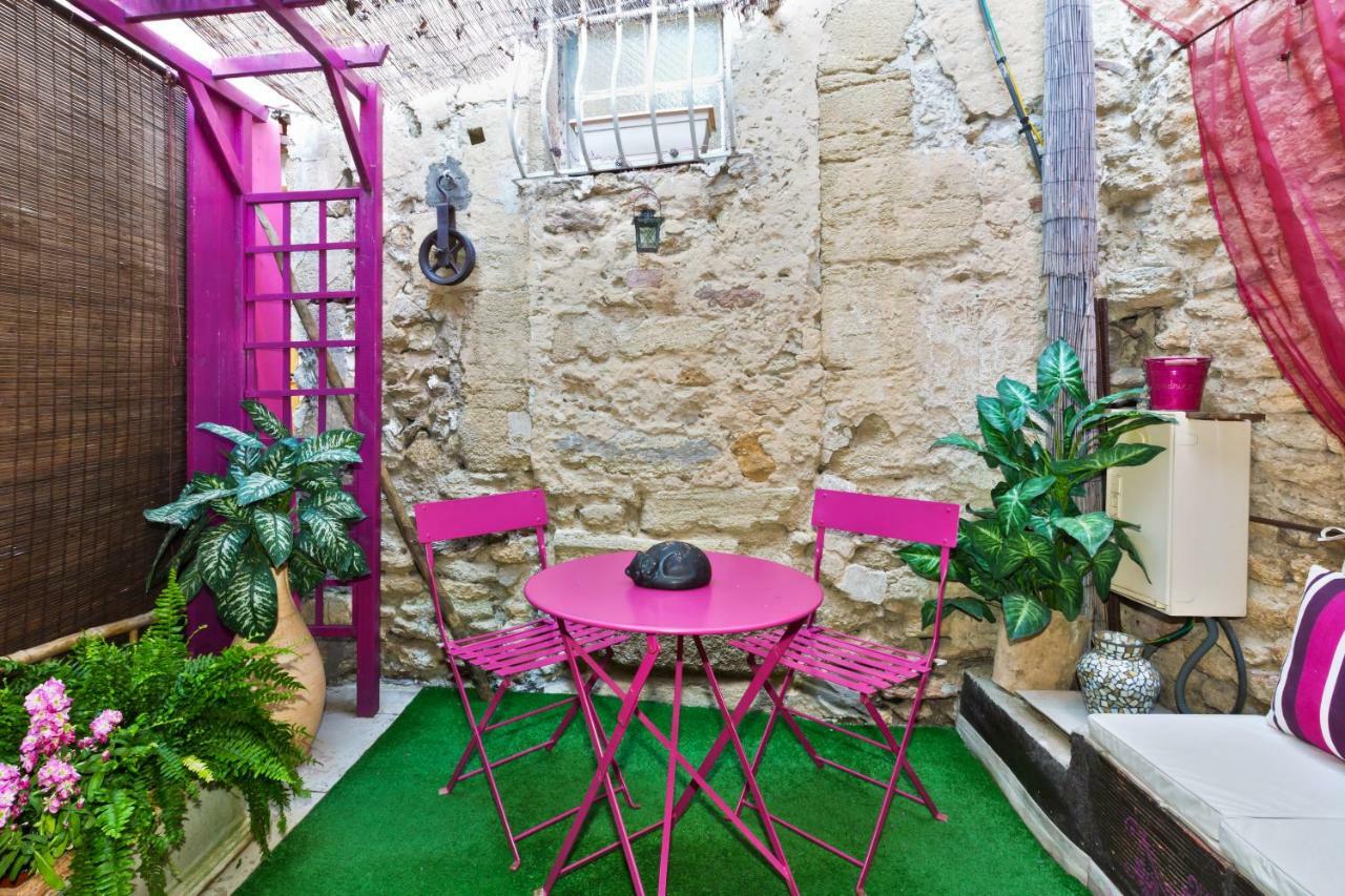 La Pergola Bed & Breakfast Chateauneuf-du-Pape Exterior photo